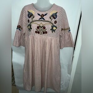 Orange Creek Women Stripe Embroidered Floral MIDI Dress Size Small lite pink